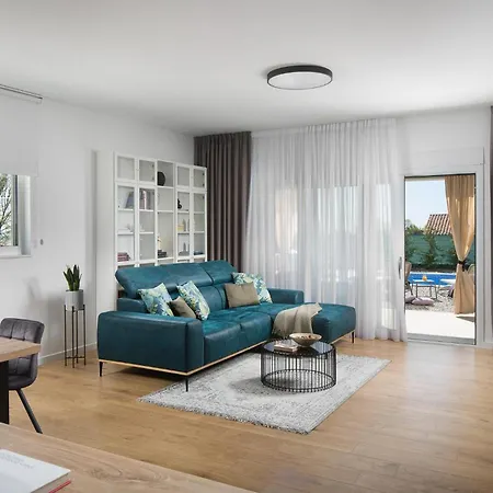 Tatil Evi Ella Tar-Vabriga